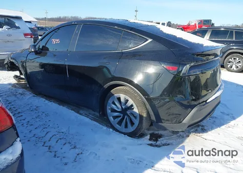 2026 Tesla Model Y Long Range Launch Series/Premium All-Wheel Drive z USA, uszkodzony, nr VIN 7SAYGDEE3TA463931